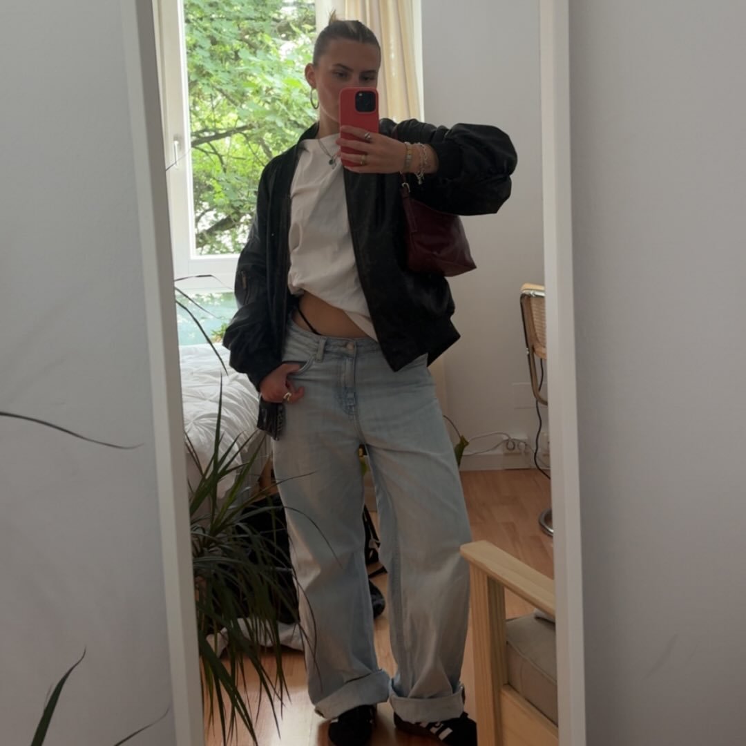 Instagram Profilbild von leoniepessara