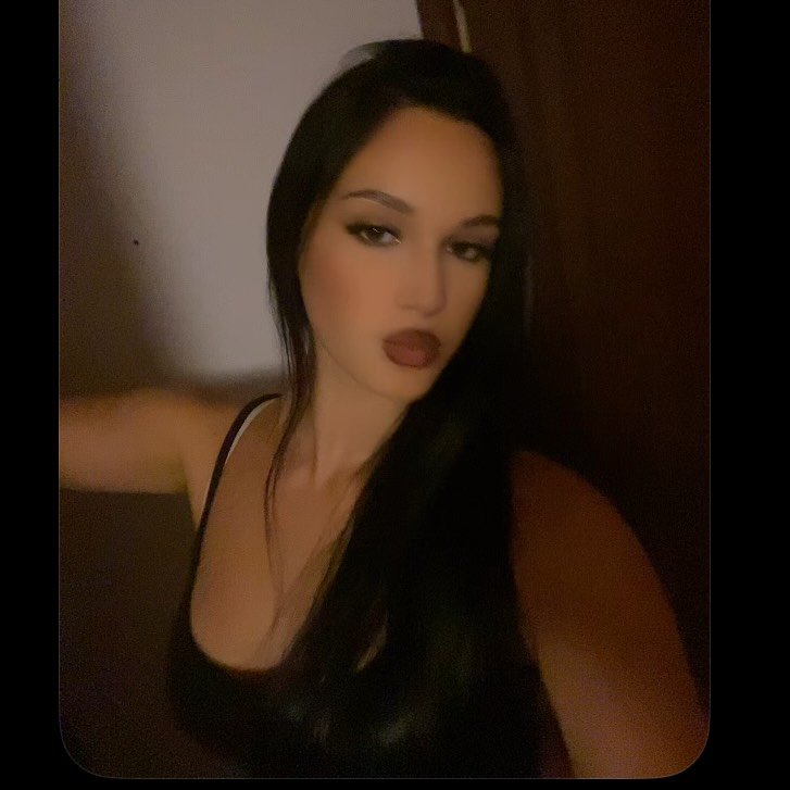 Instagram Profilbild von _nayiaa_v
