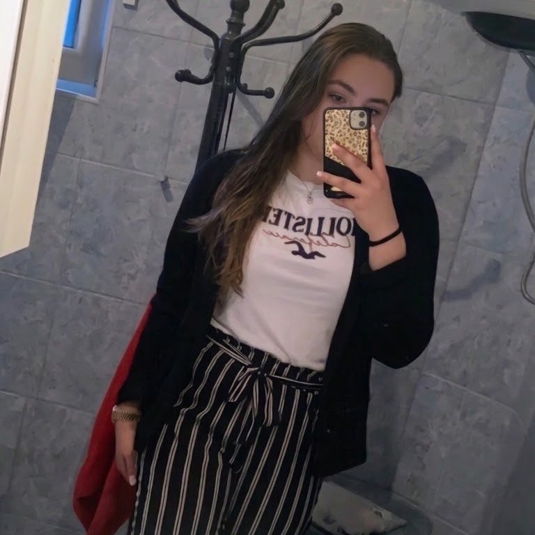 Instagram Profilbild von adelina_ukaa