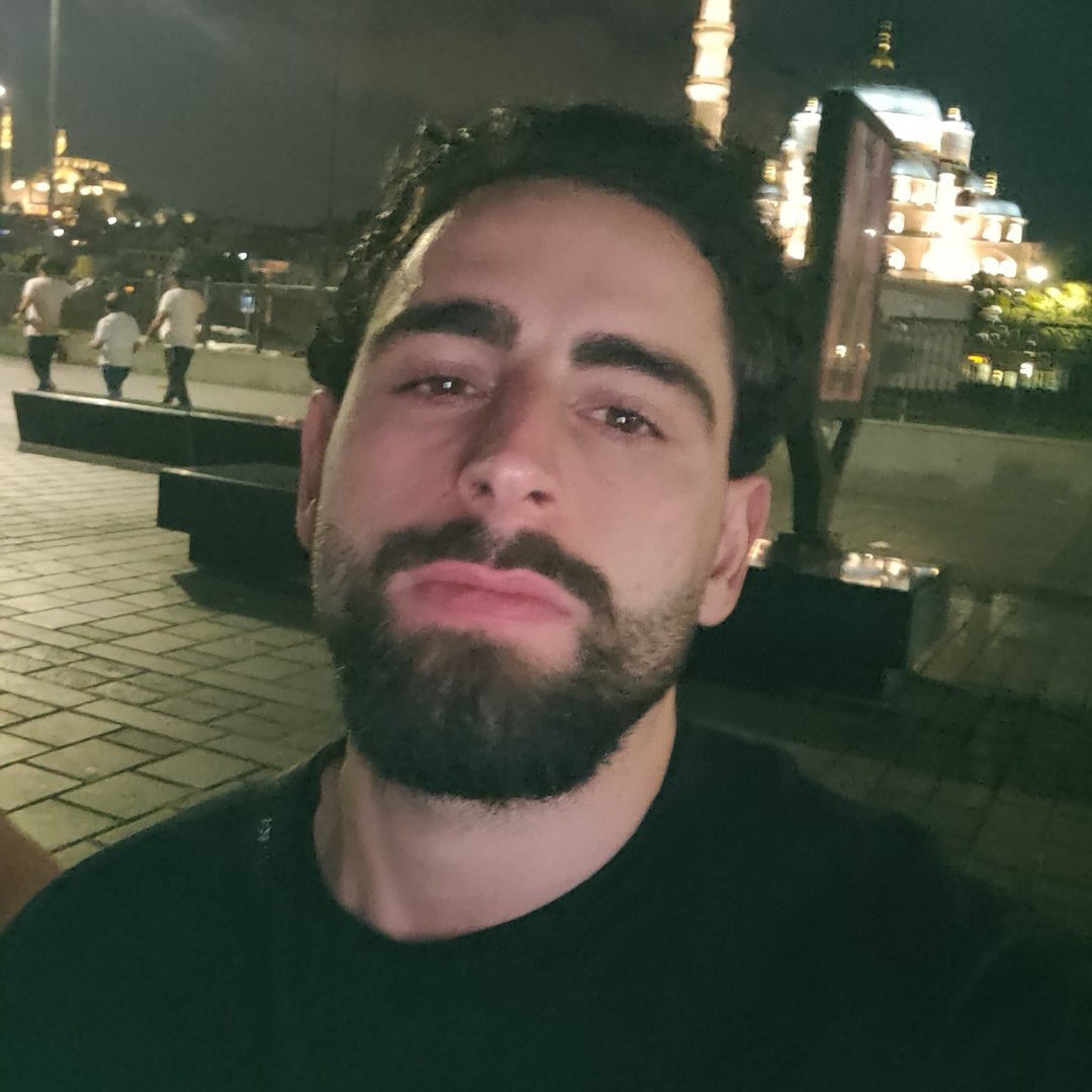 Instagram Profilbild von ali.huer