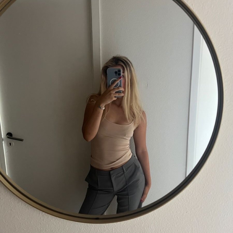 Instagram Profilbild von larissa023__