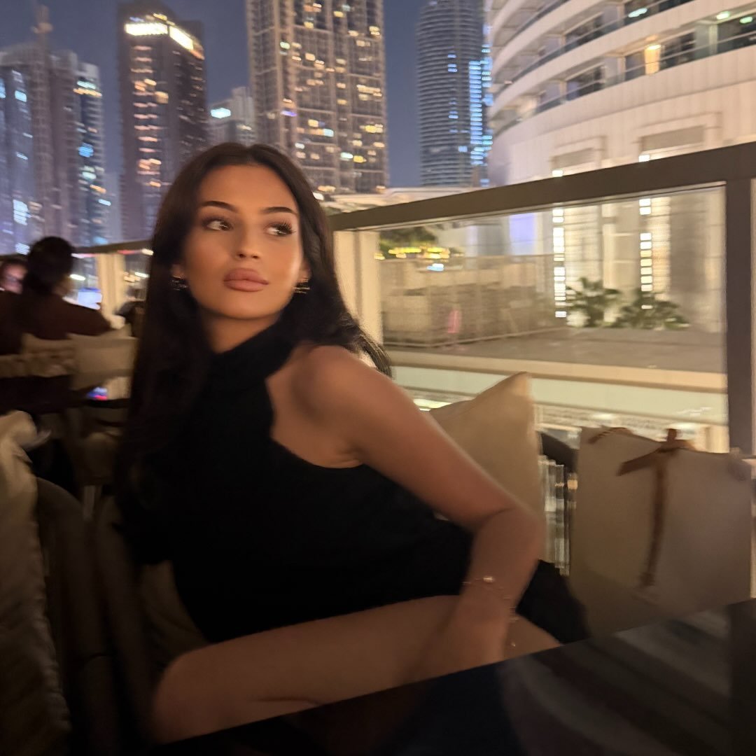 Instagram Profilbild von rnezirii