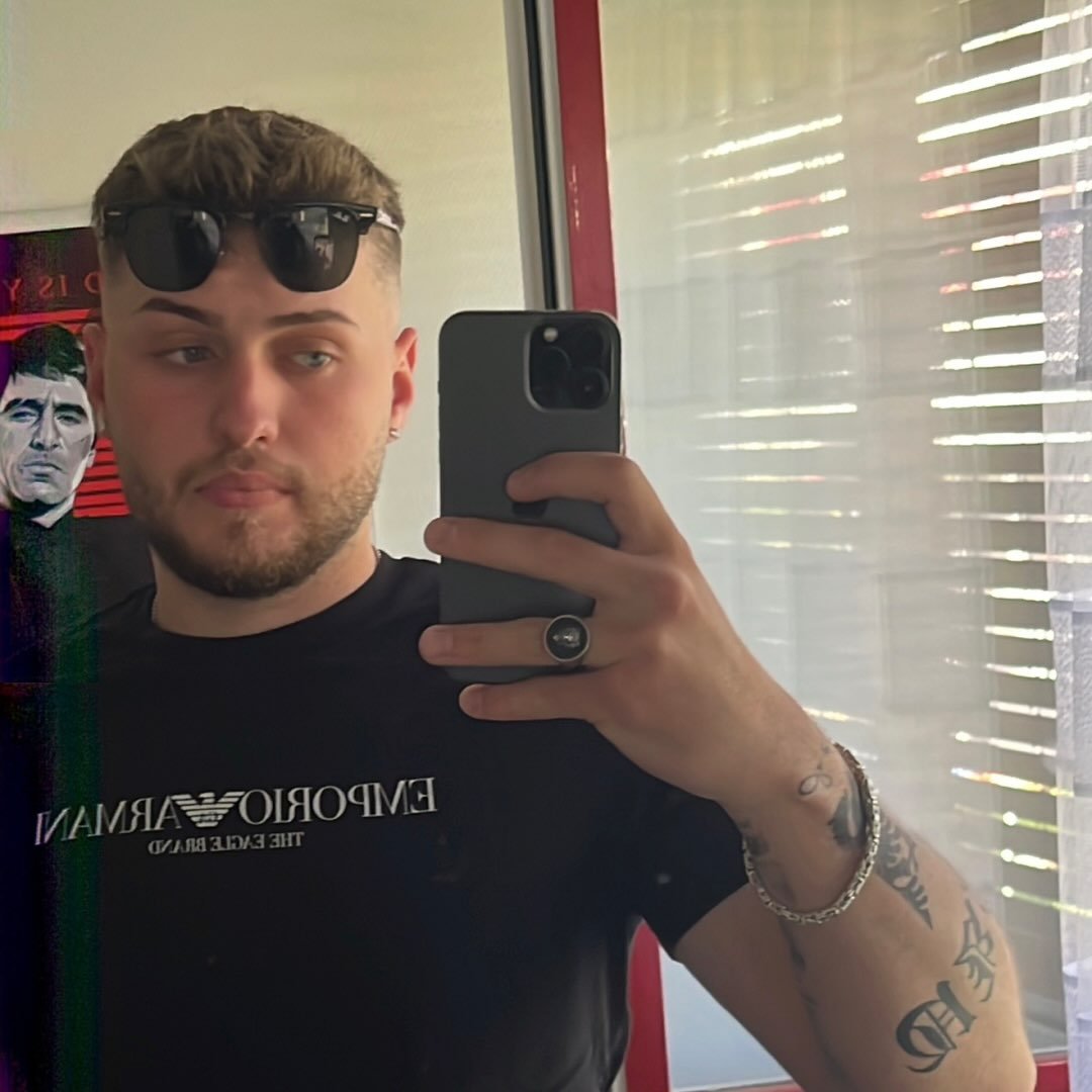 Instagram Profilbild von denooukaj