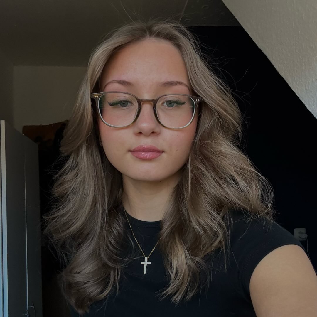 Instagram Profilbild von blvxksophia