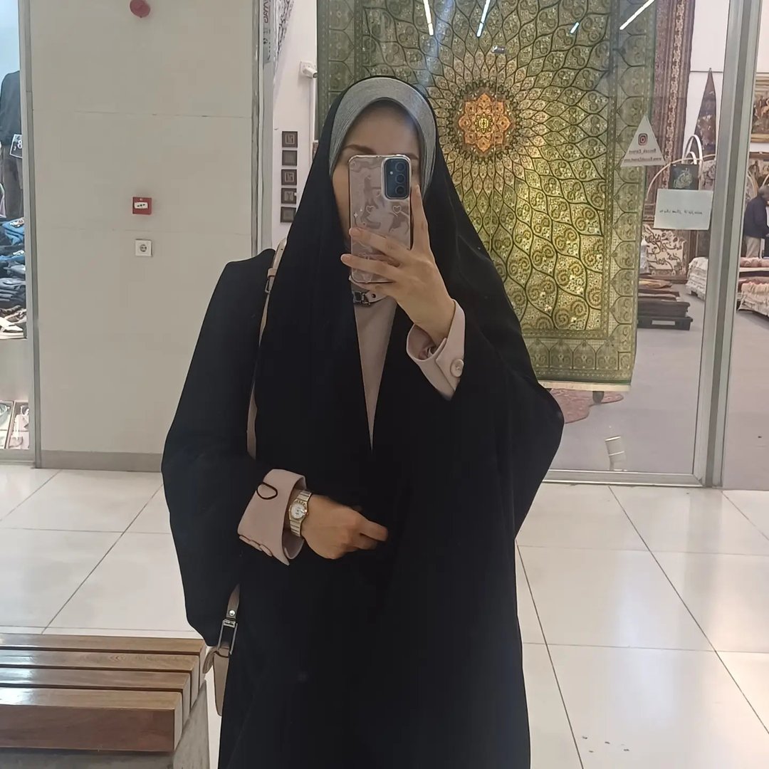 Instagram Profilbild von s_laya_masoumi