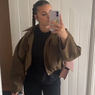 Instagram Profilbild von mia.khlk