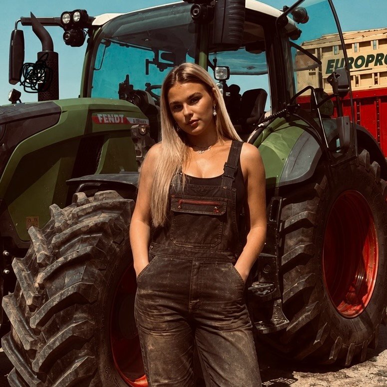 Instagram Profilbild von sabrinaschmid__