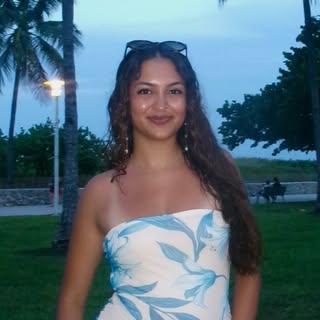 Instagram Profilbild von mayaabhat