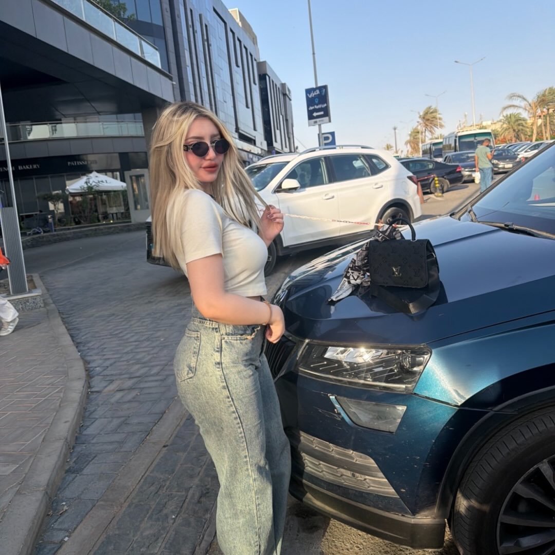 Instagram Profilbild von dinaapriv22