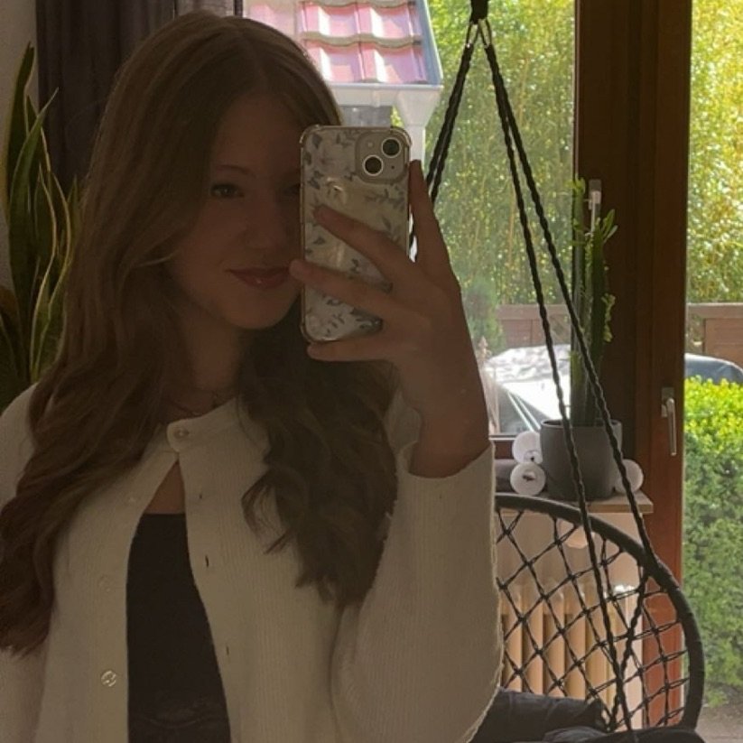 Instagram Profilbild von simplyy.helenaa