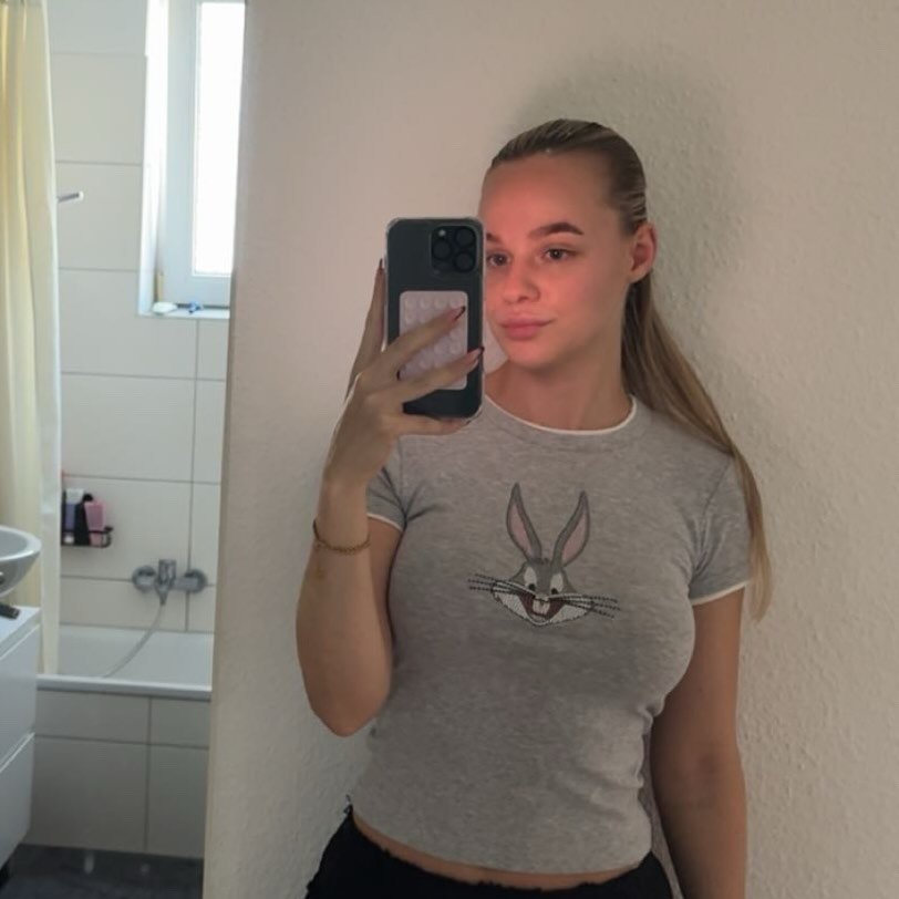 Instagram Profilbild von lauraa.jcbs