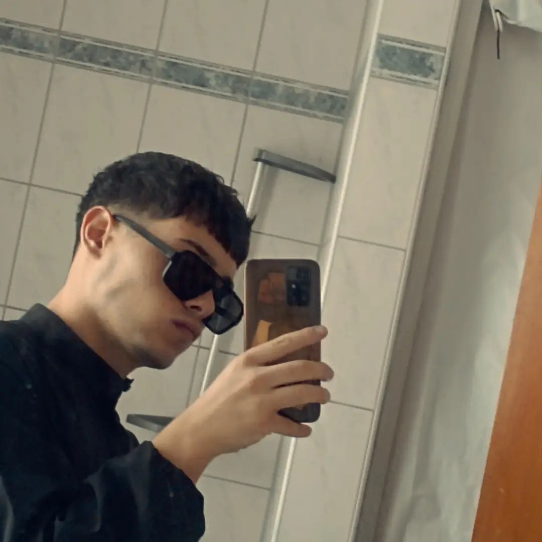 Instagram Profilbild von den_aver1