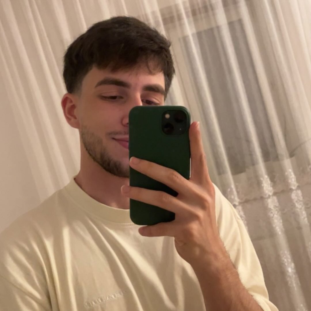 Instagram Profilbild von alvi.cc