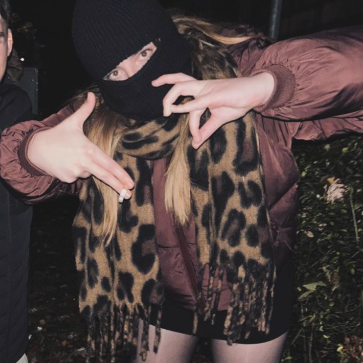 Instagram Profilbild von halbwegsangelina