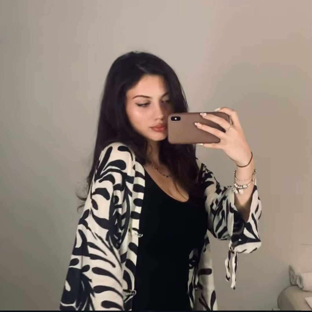 Instagram Profilbild von rhimollari