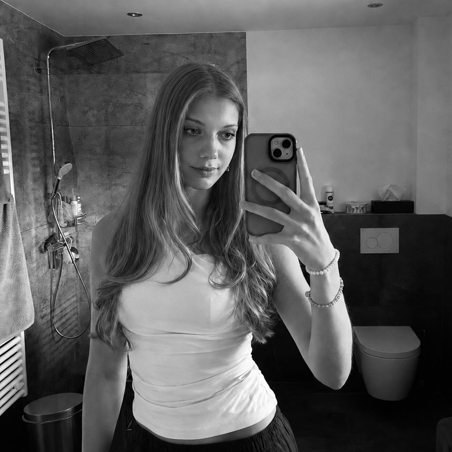 Instagram Profilbild von carina_kmn