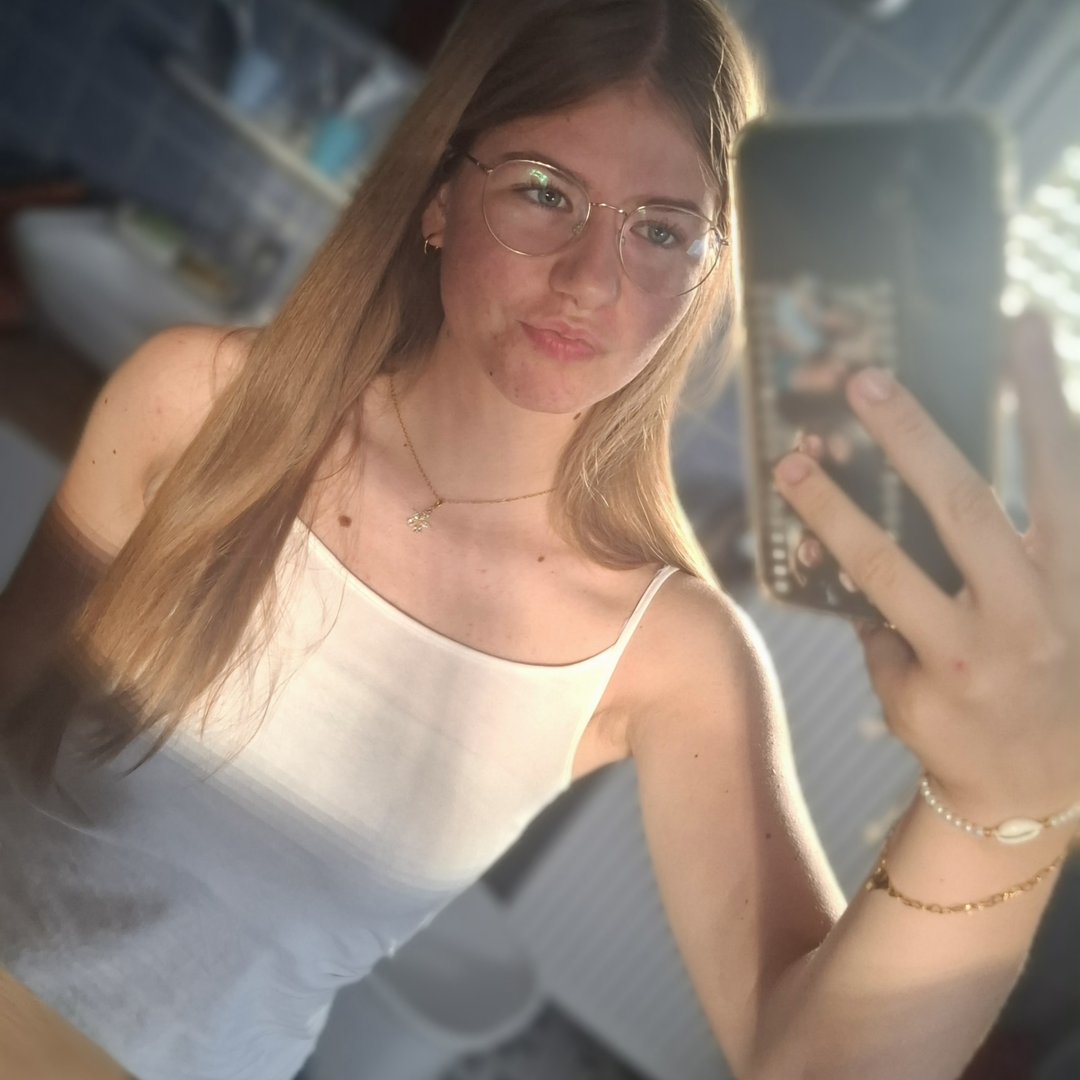 Instagram Profilbild von _helene.gsl
