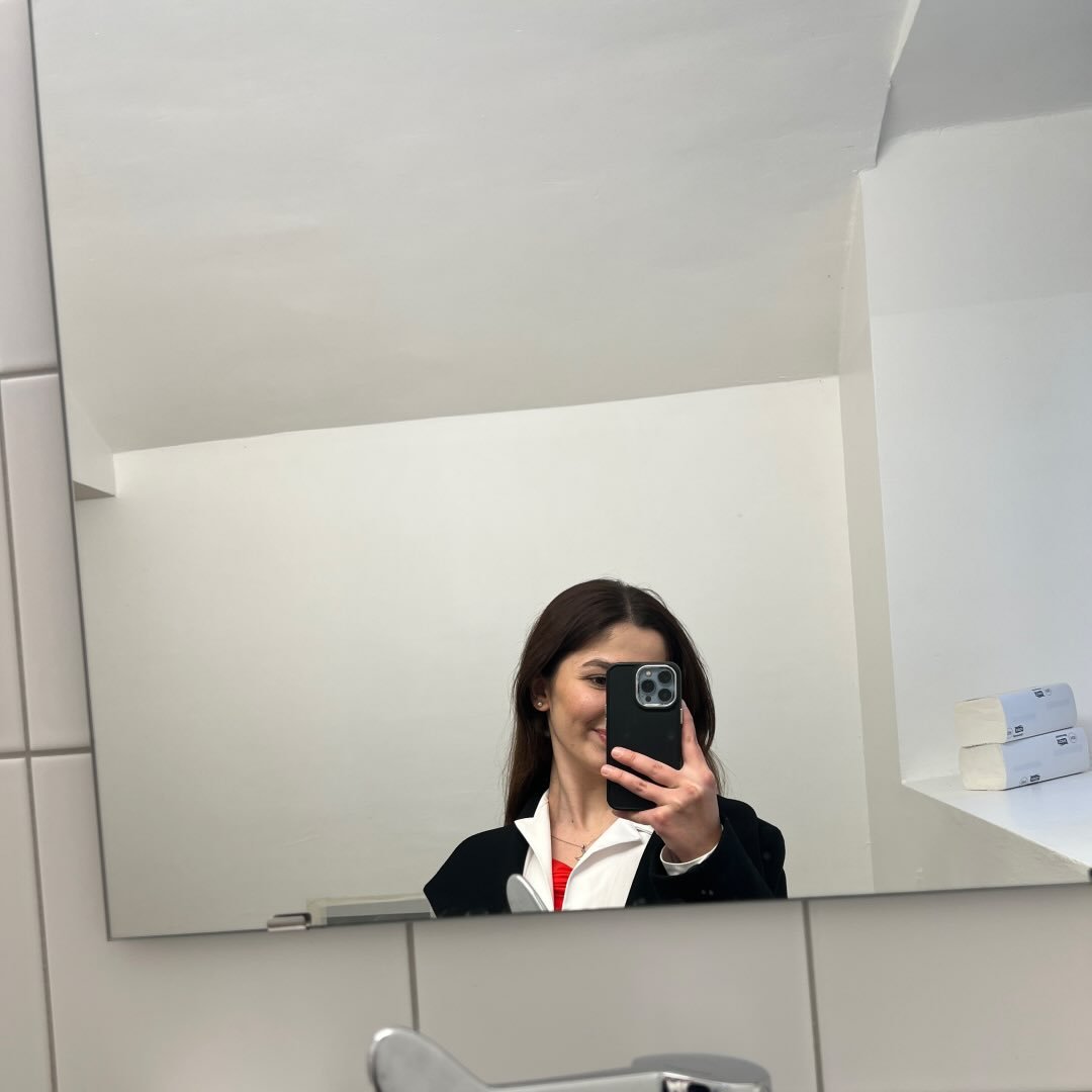 Instagram Profilbild von ay.gzl46