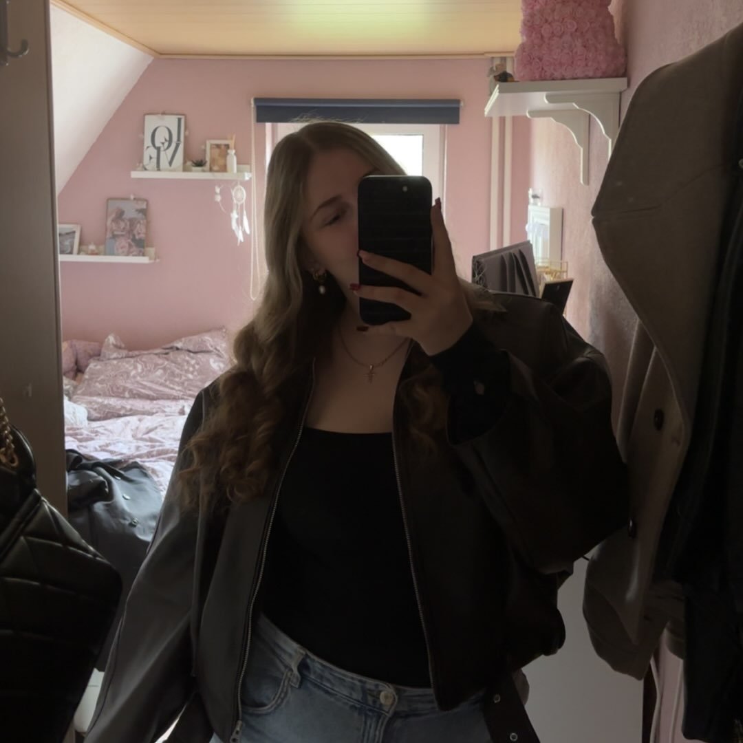 Instagram Profilbild von leaa.nsk
