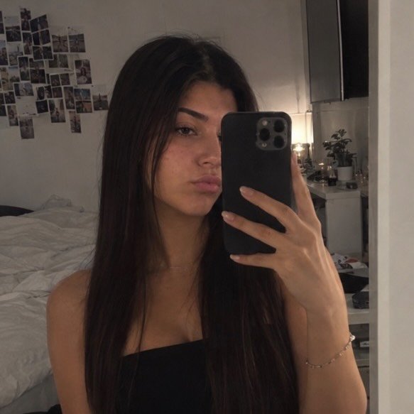 Instagram Profilbild von adelina__viv