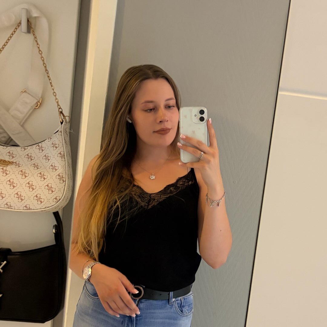 Instagram Profilbild von laura_hmrs