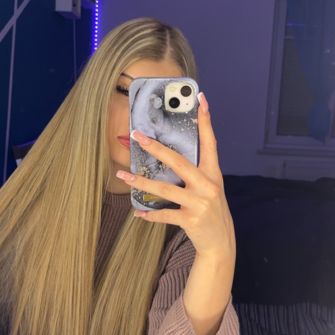 Instagram Profilbild von vikii.rhgi16