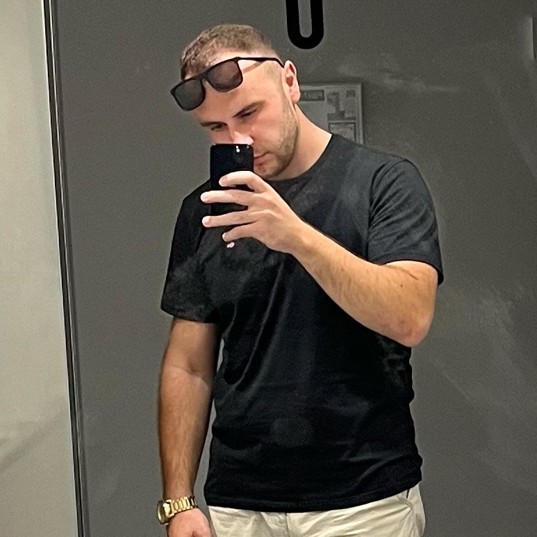 Instagram Profilbild von _.jetmir03
