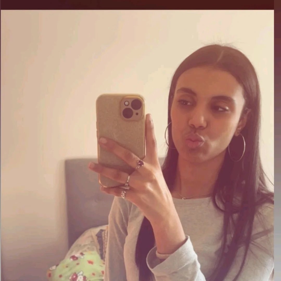 Instagram Profilbild von samia.bessii