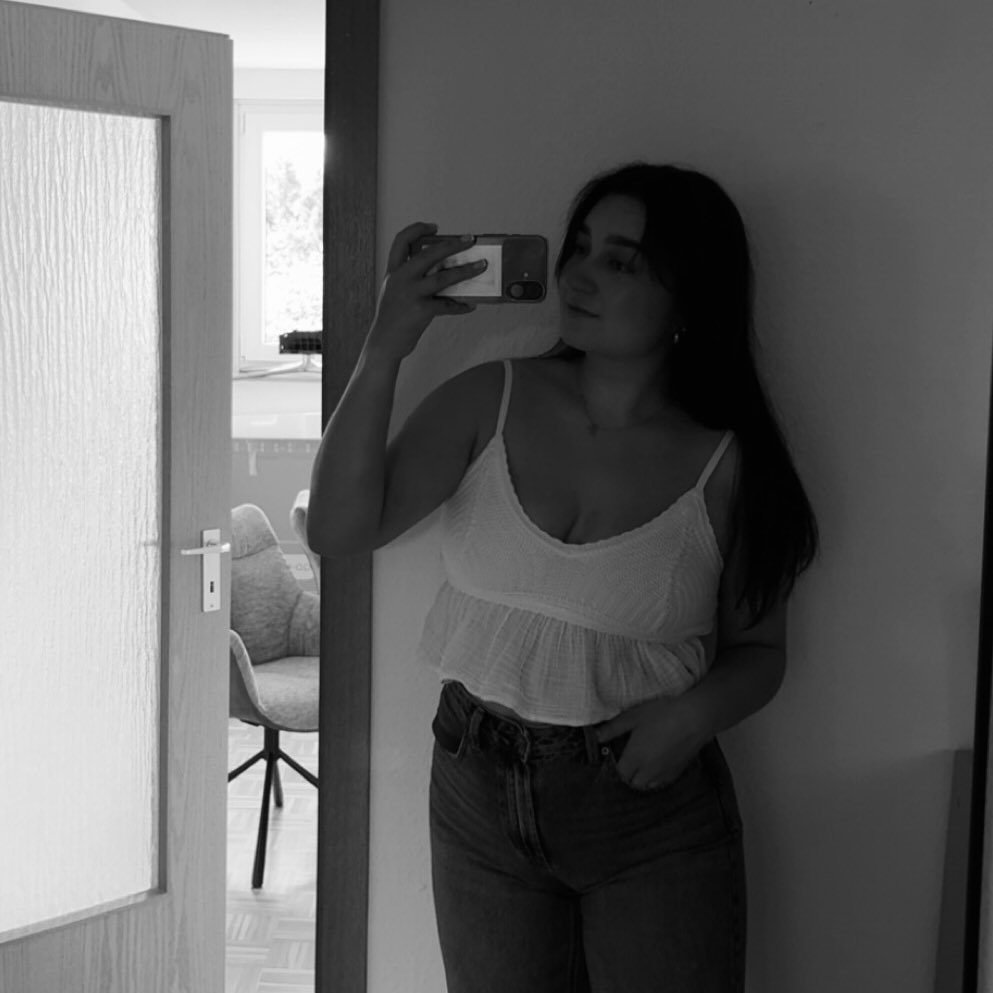 Instagram Profilbild von nina.hssl