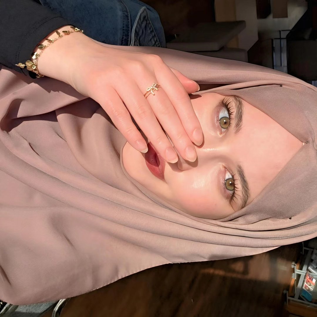 Instagram Profilbild von _hll.al_