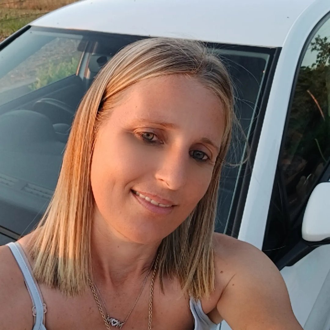 Instagram Profilbild von gena_toshkollari9