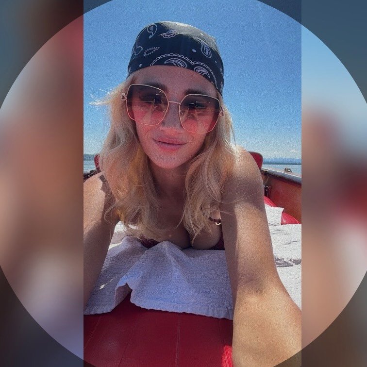 Instagram Profilbild von _sandrahuttner_