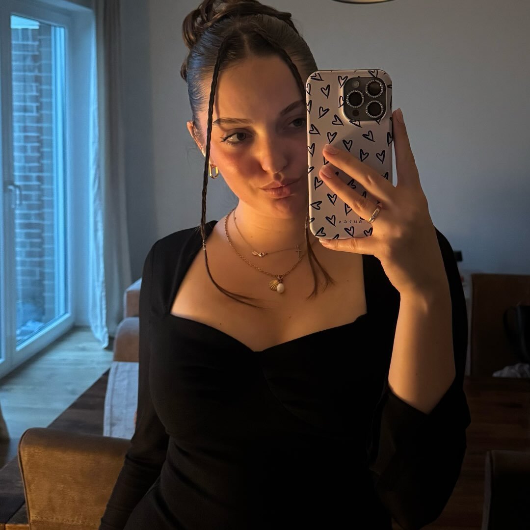 Instagram Profilbild von nicolemhr_