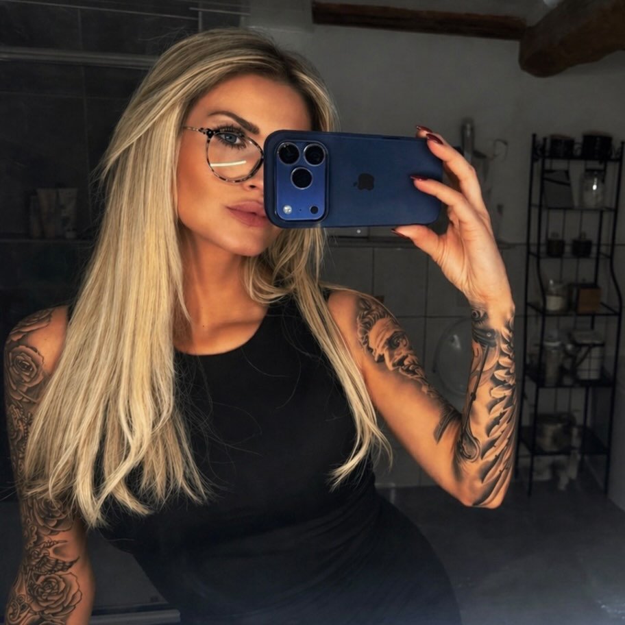 Instagram Profilbild von melluxelaura