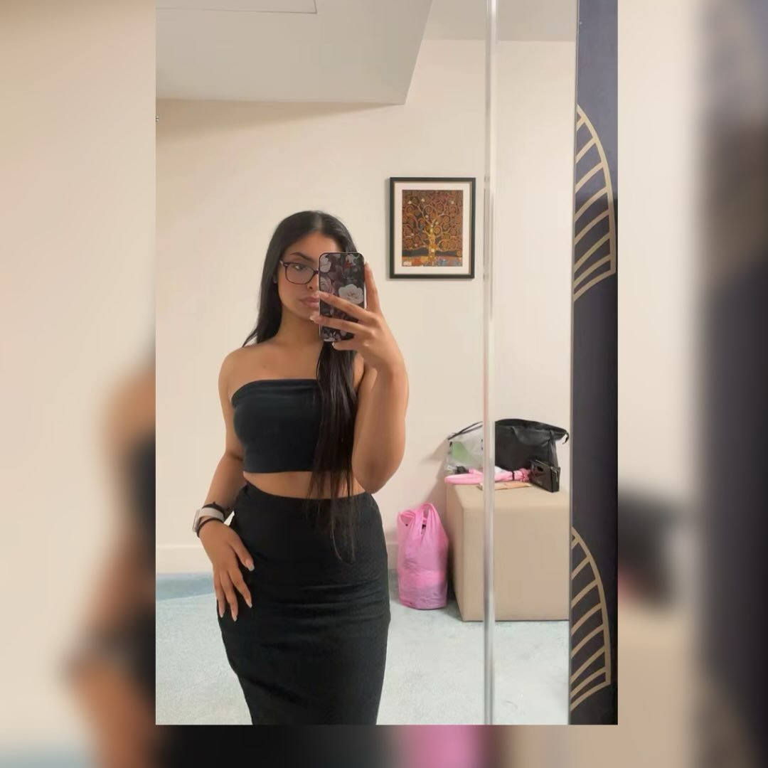 Instagram Profilbild von __.tharmitha.__