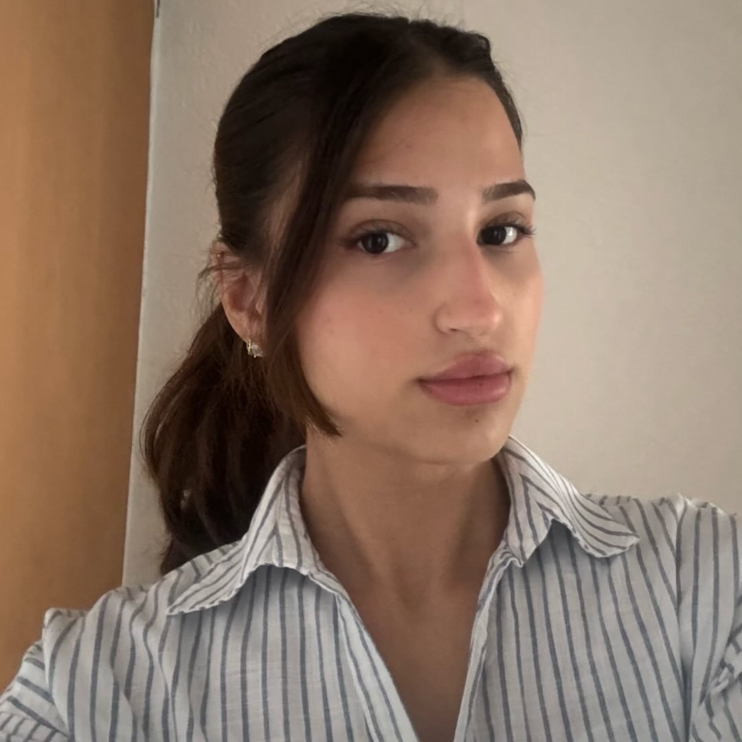 Instagram Profilbild von b3rfina