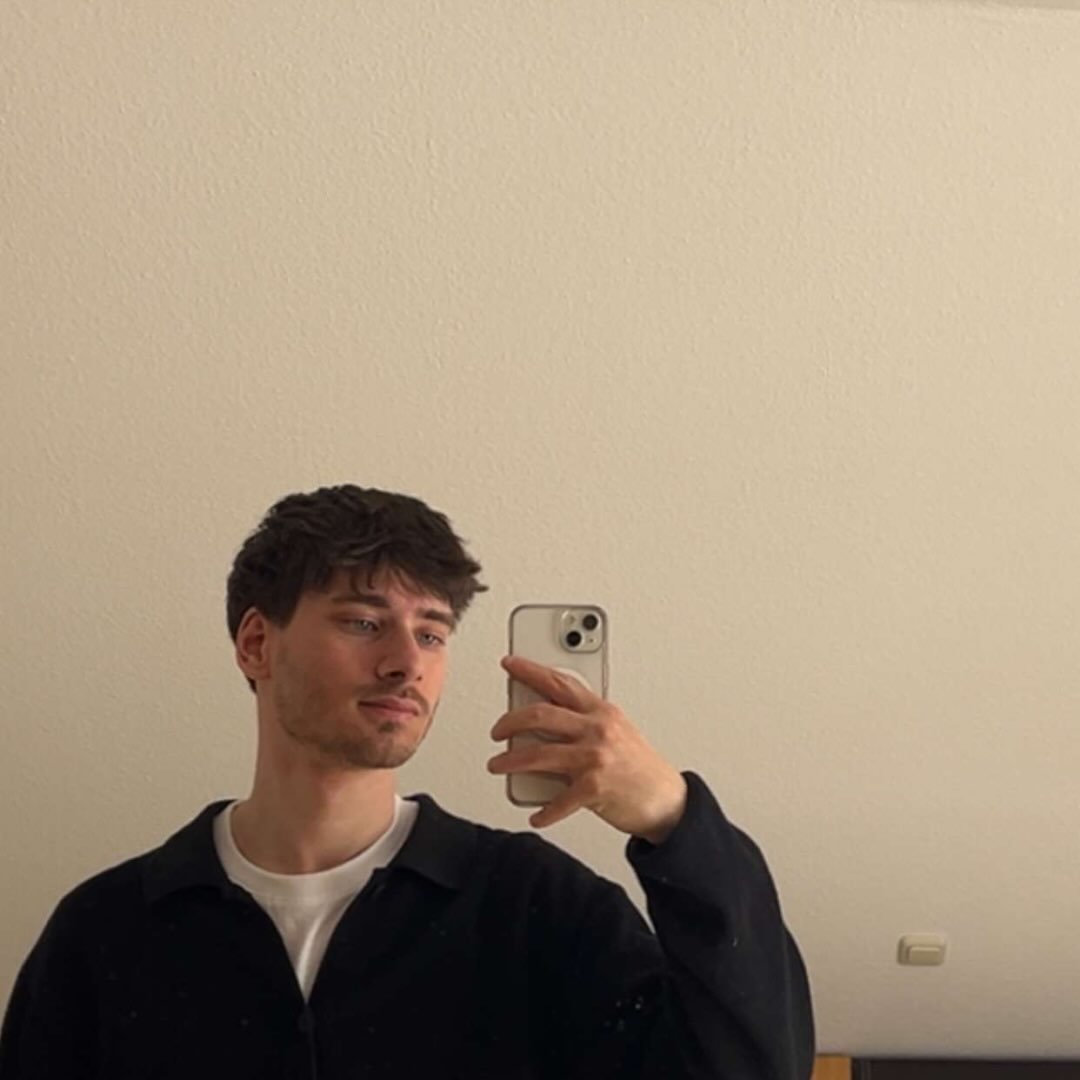 Instagram Profilbild von ajmen.blg