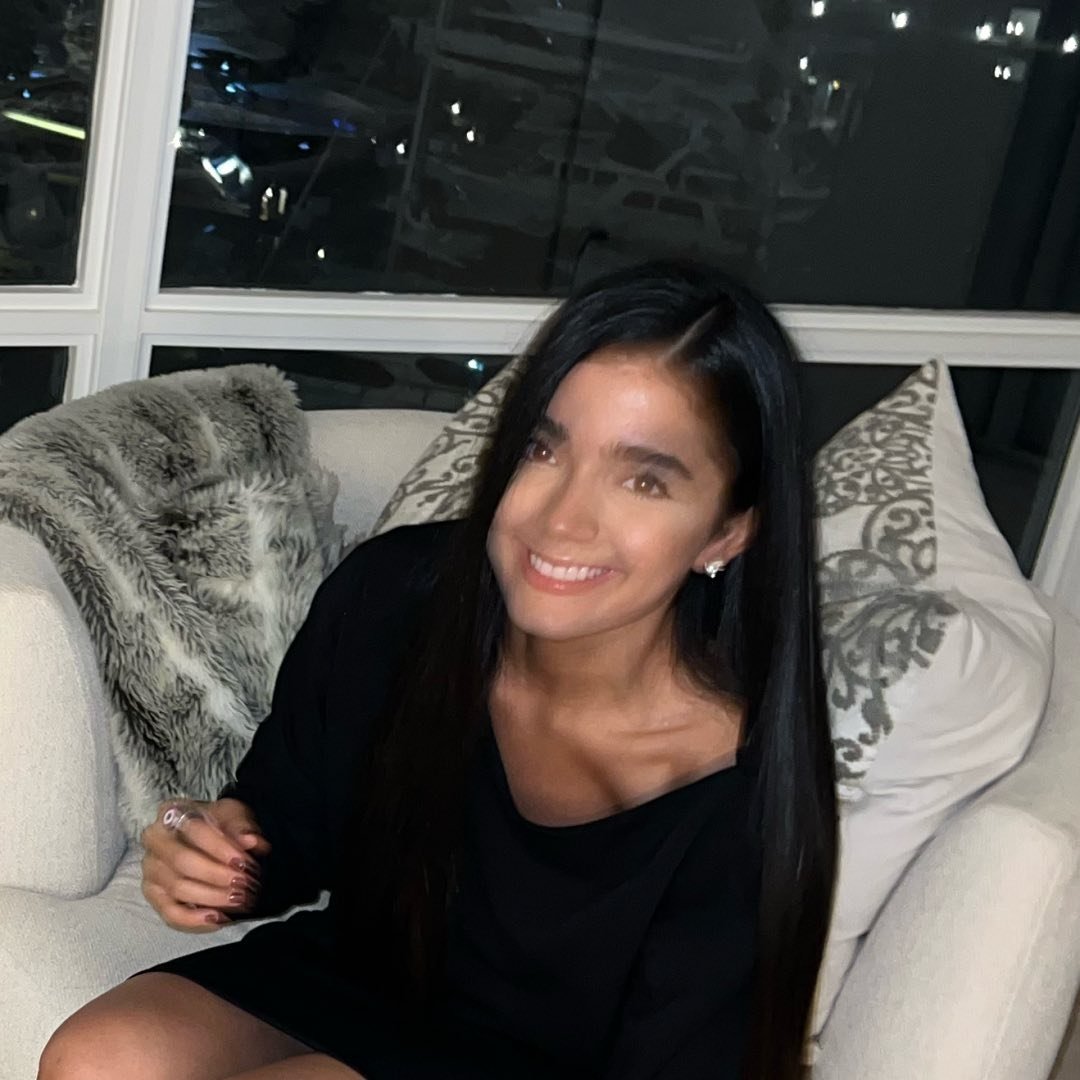 Instagram Profilbild von elhamnzi