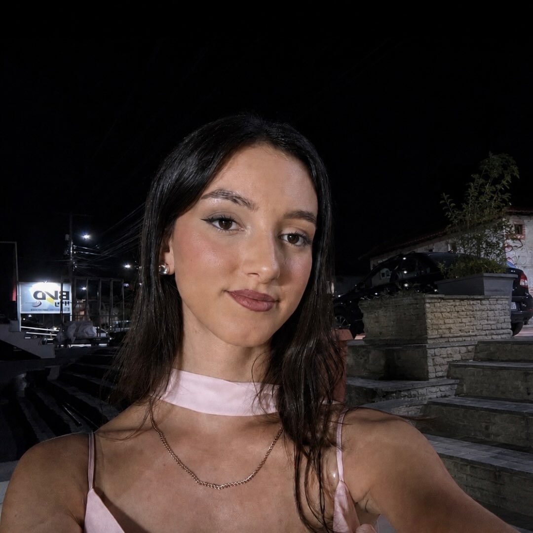 Instagram Profilbild von _elsagashi_