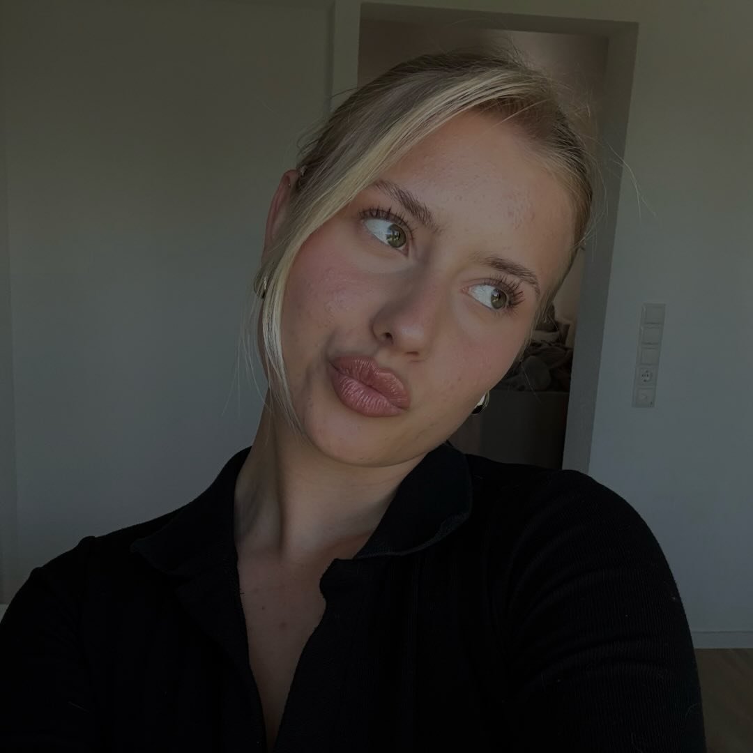 Instagram Profilbild von jenn1_krm