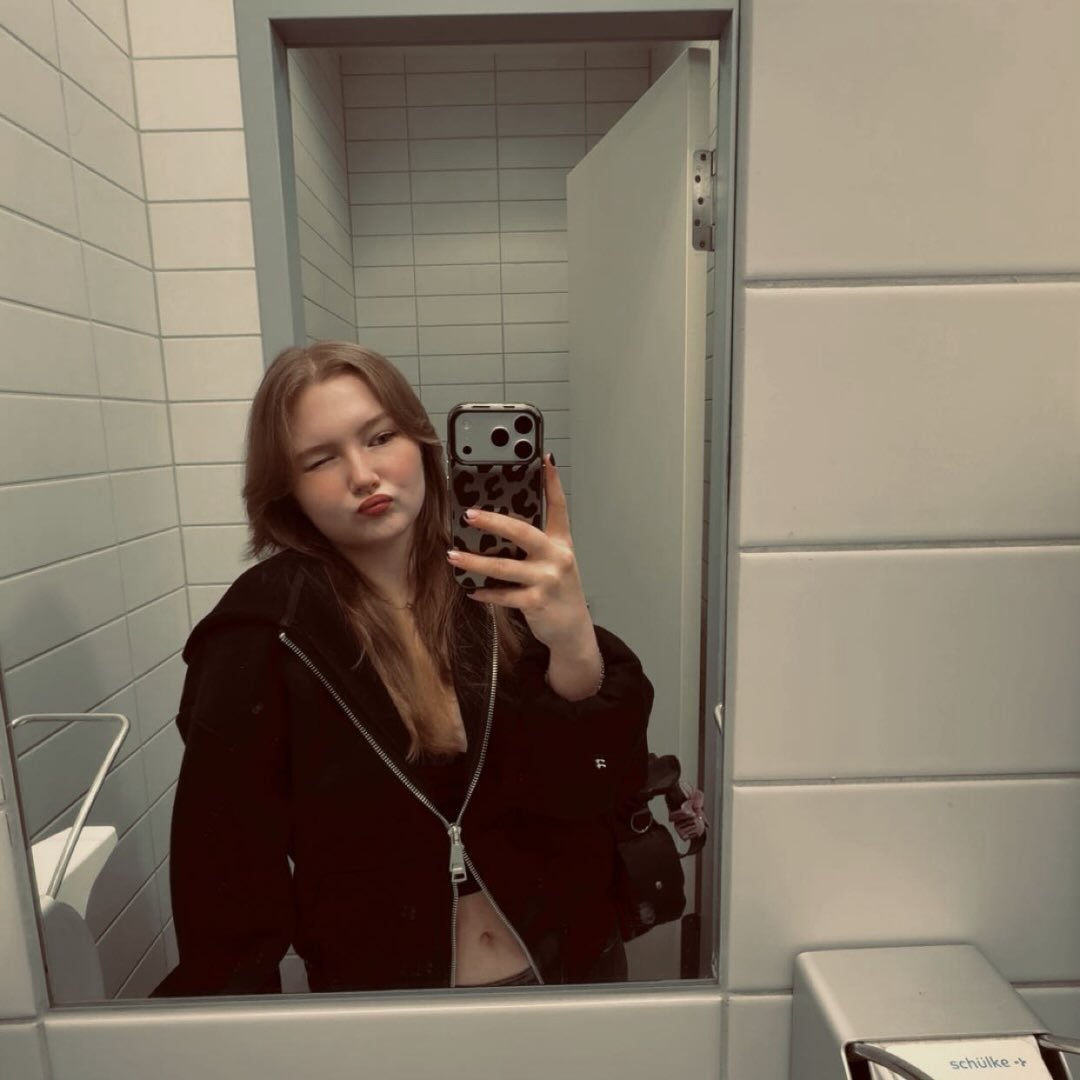 Instagram Profilbild von _kimdenisee_