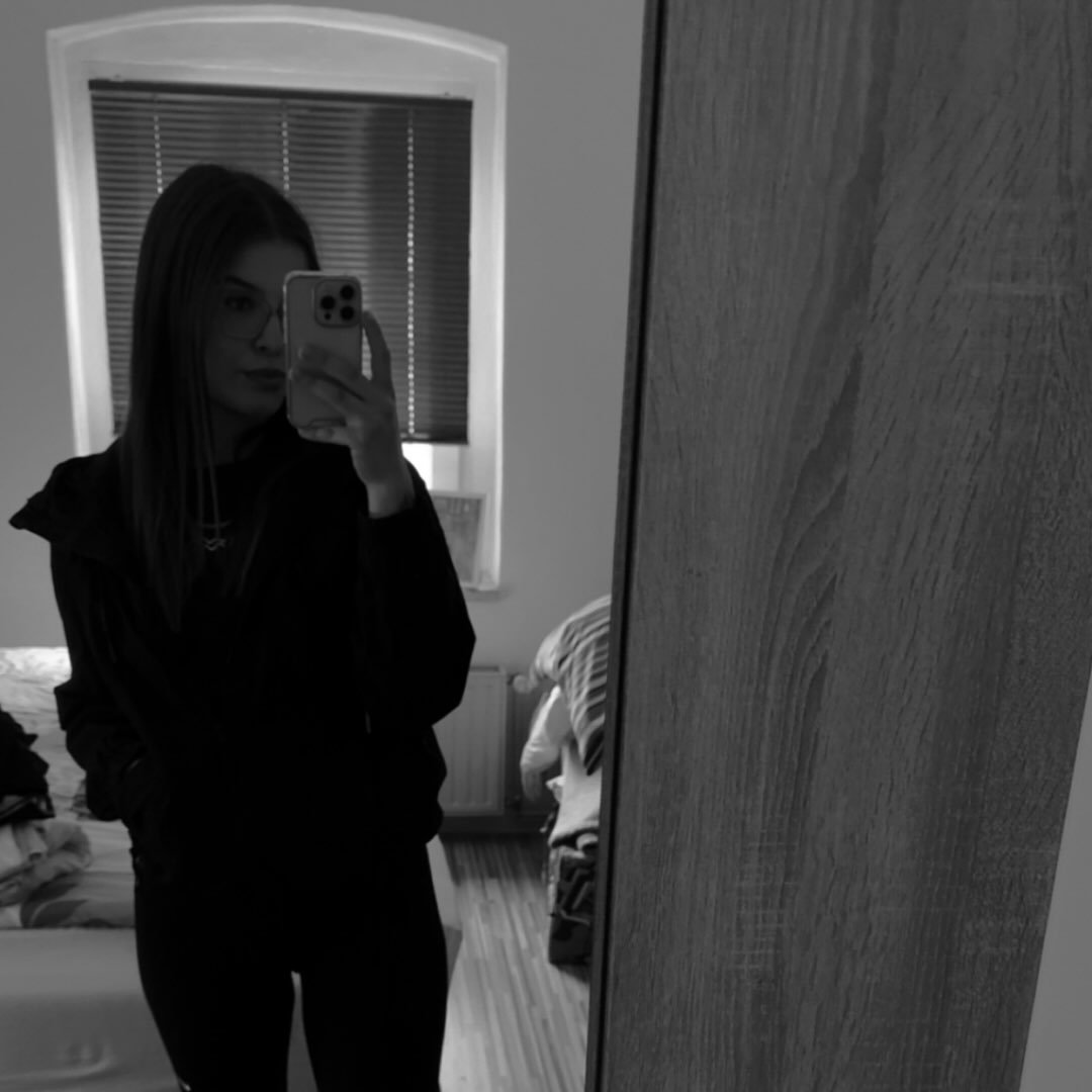 Instagram Profilbild von alinaaa.krg