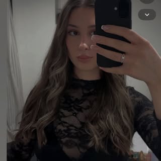Instagram Profilbild von karmanovabiba