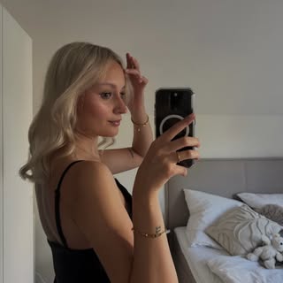 Instagram Profilbild von laura_.frdr