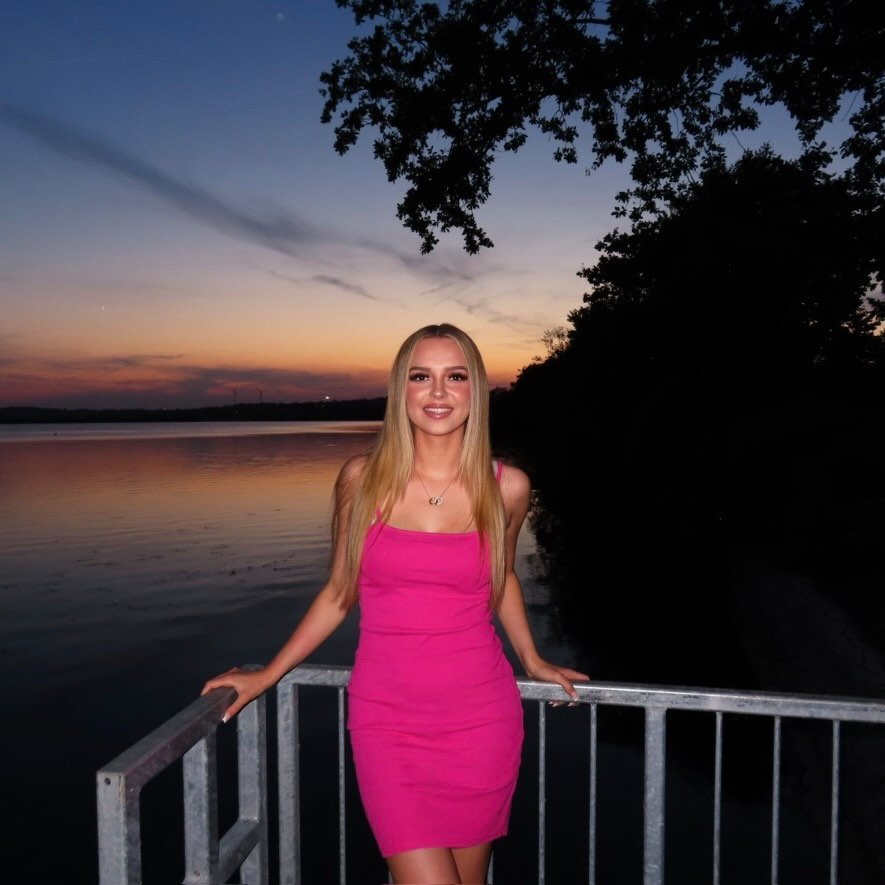 Instagram Profilbild von bylauravale
