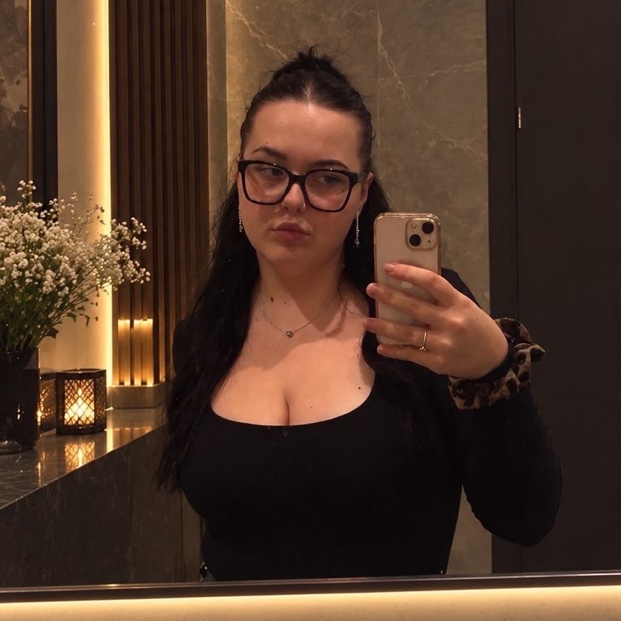 Instagram Profilbild von carinamlr7
