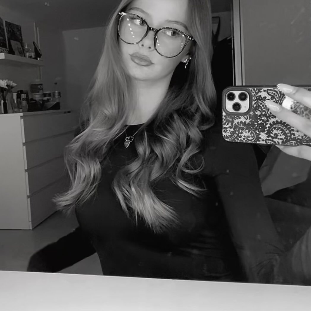 Instagram Profilbild von vivianj0lie