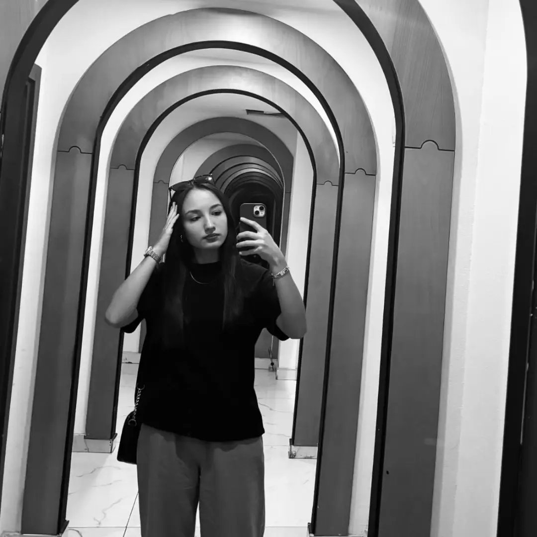 Instagram Profilbild von e.zeyno6_