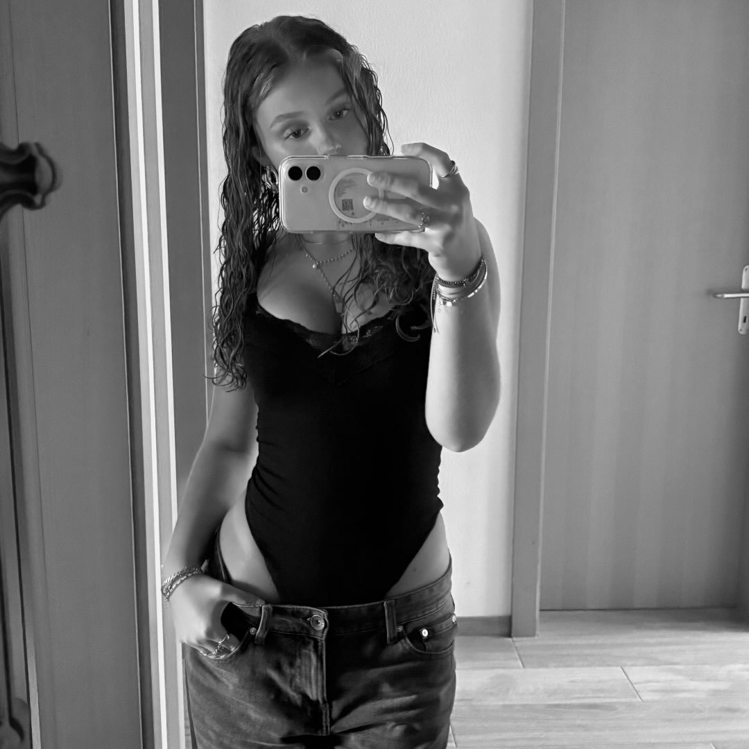 Instagram Profilbild von _.no3lia.__