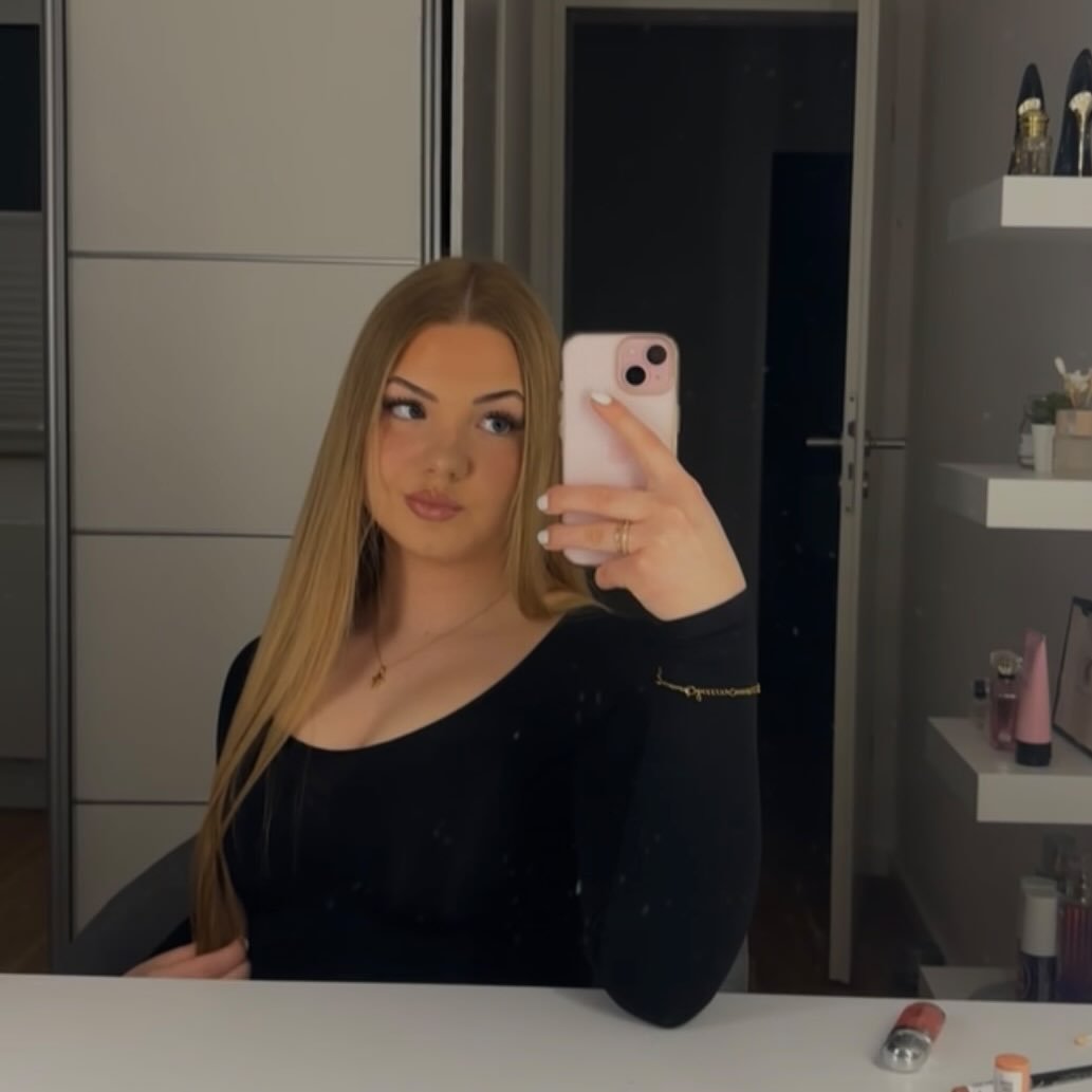 Instagram Profilbild von eleni.frn